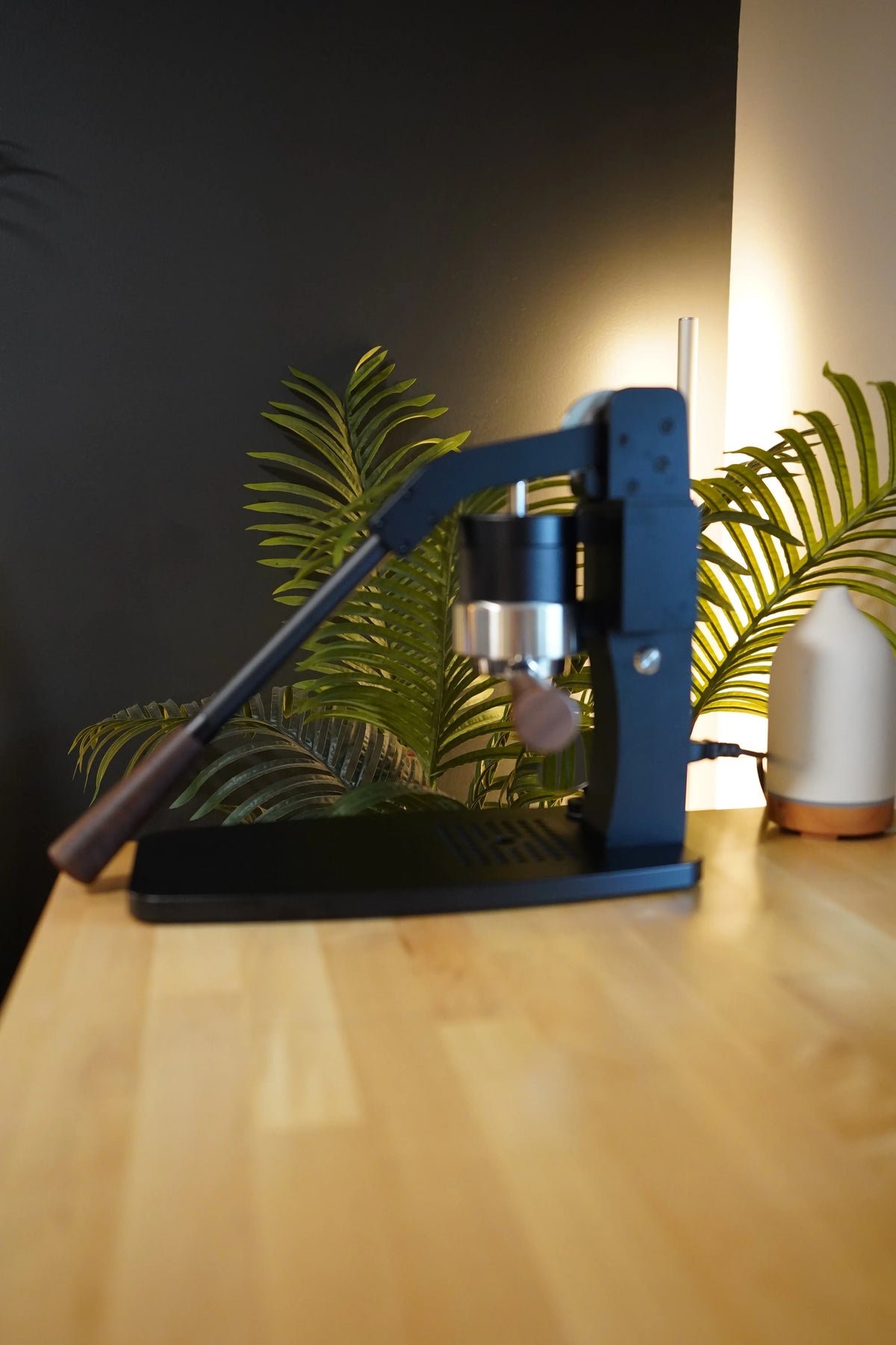 Turin Axis Lever Espresso Machine - Pull With Personality