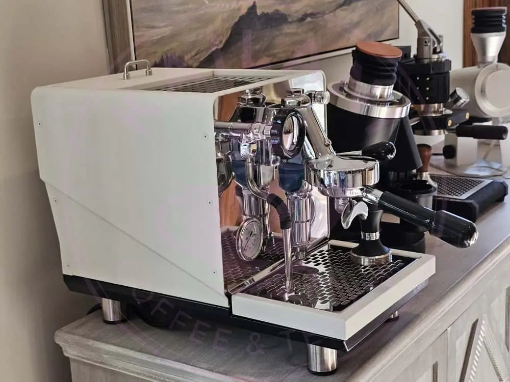 El Rocio Manus S - Home Espresso Machine | Black or White
